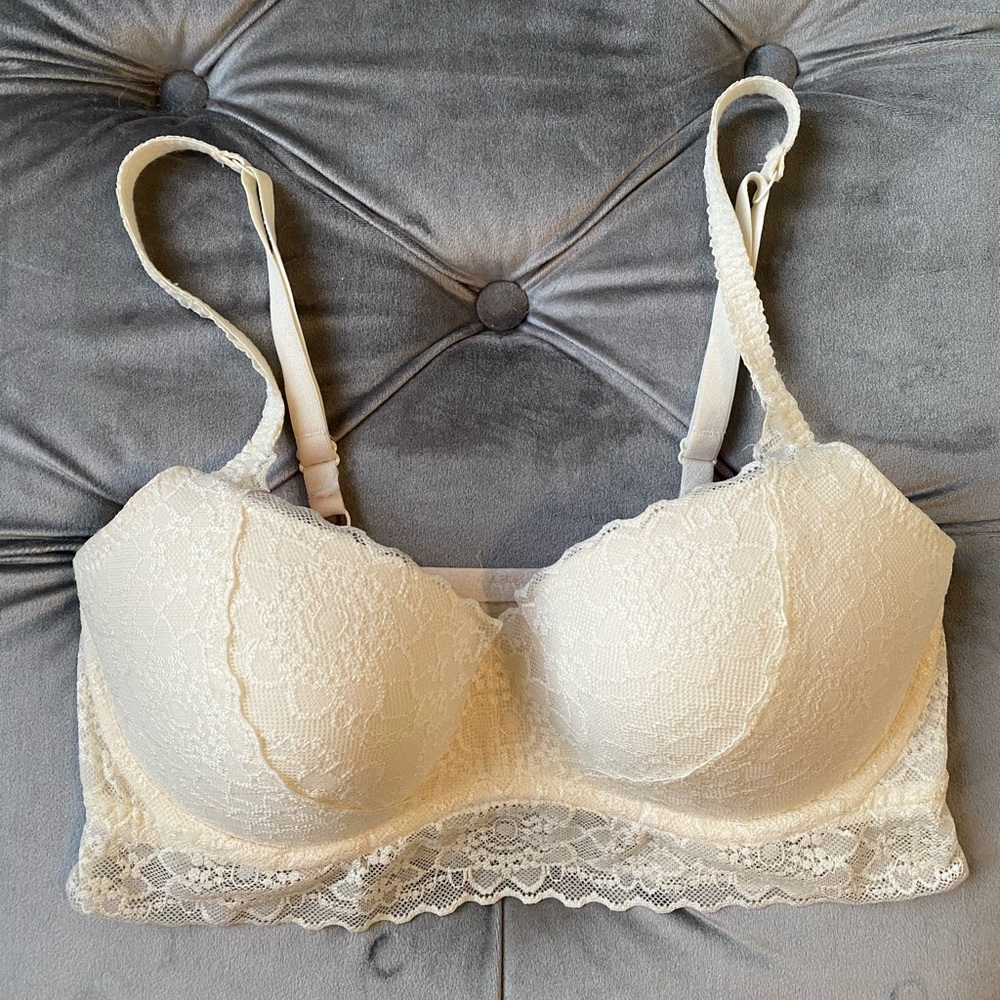 PINK White Lace Push Up Bra